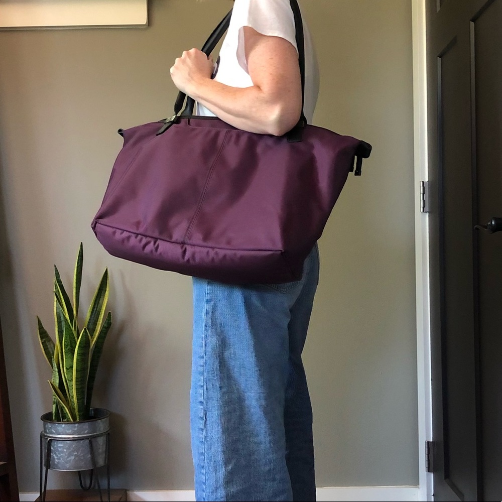 SOLD 💜💜💜Samsonite Tote Bag